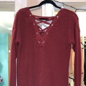 Maroon sweater